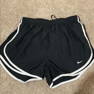 Black nike shorts